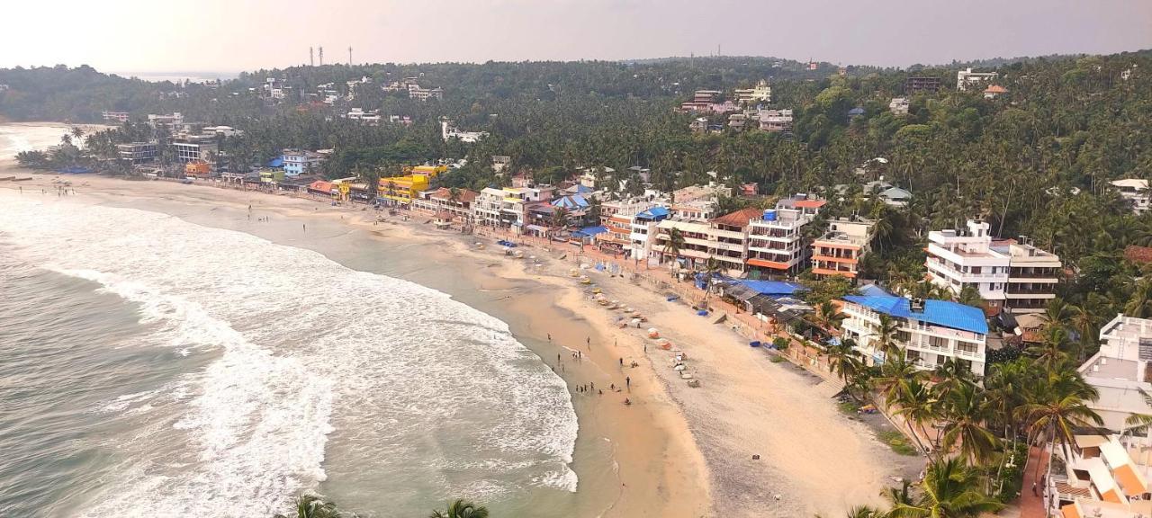Orion Seaview Beach Hotel Kovalam Exteriör bild