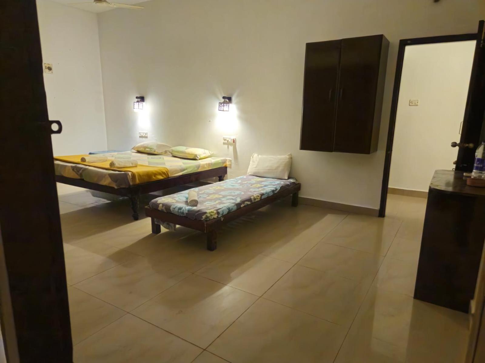 Orion Seaview Beach Hotel Kovalam Exteriör bild