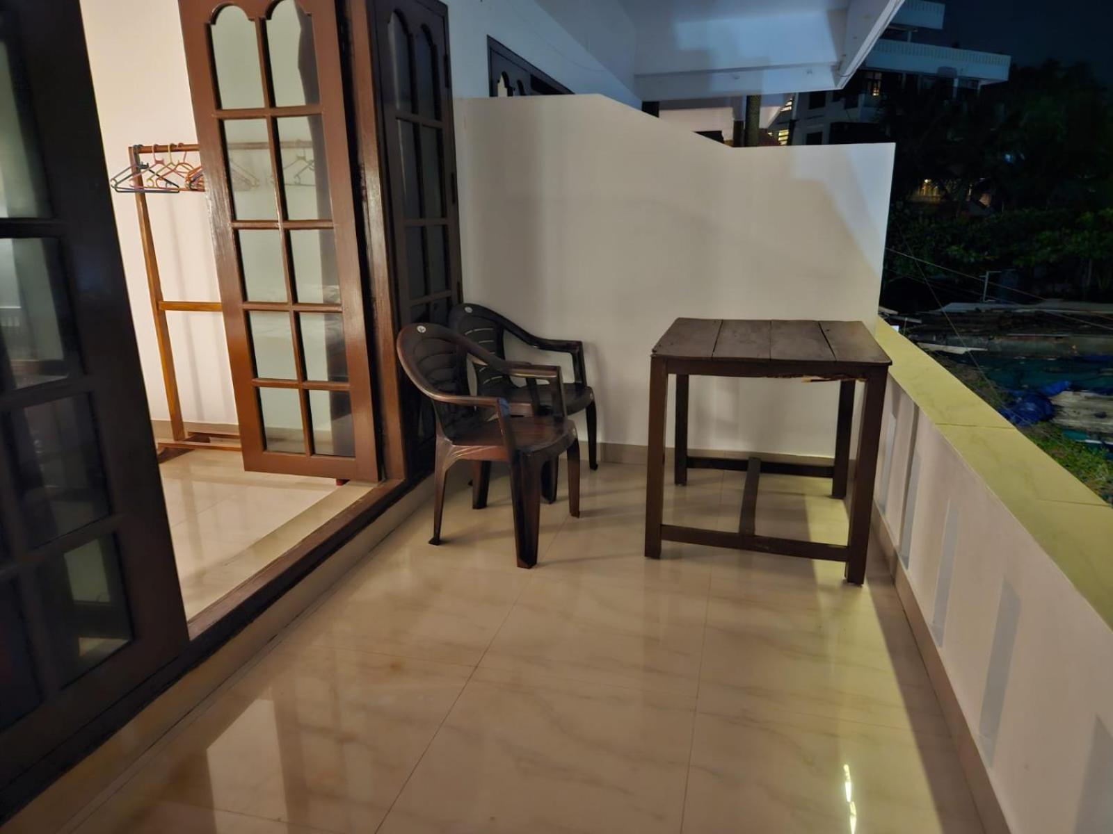 Orion Seaview Beach Hotel Kovalam Exteriör bild