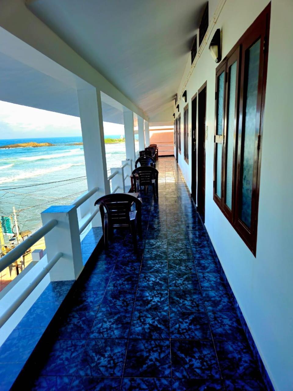 Orion Seaview Beach Hotel Kovalam Exteriör bild